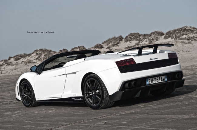 Lambo-gallardo-per-2-650x431 in Fahrbericht Lamborghini Gallardo 570-4 Spyder Performante  - May the force be with you!!! 