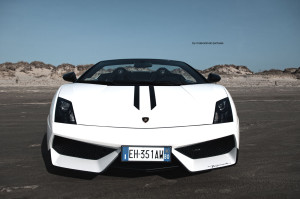 Lambo-gallardo-per-3-300x199 in Lamborghini Gallardo 570-4 Spyder Performante by marioroman pictures