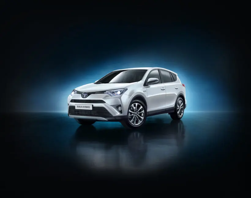 2016 Toyota RAV-4 | Fanaticar Magazin