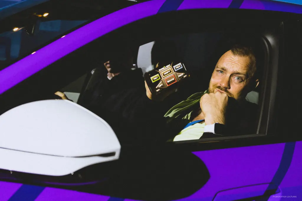 BMW AirConsole - BMW i5 | Fanaticar Magazin