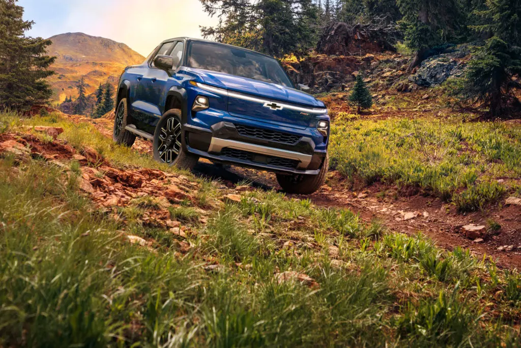 2024 Silverado EV RST | Fanaticar Magazin
