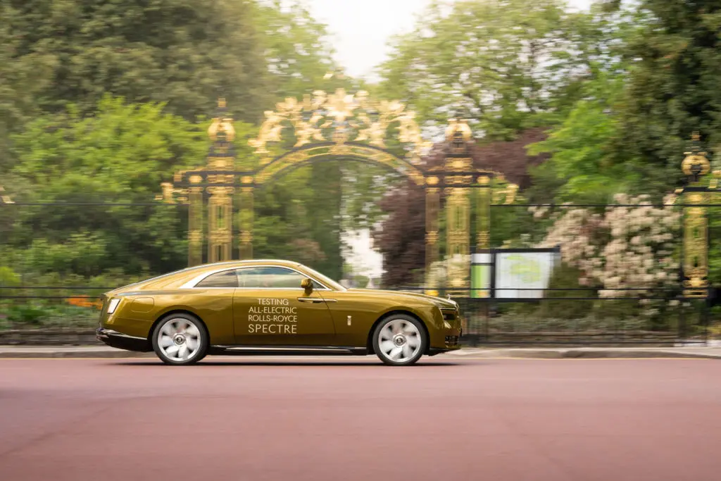 Rolls-Royce Spectre | Fanaticar Magazin