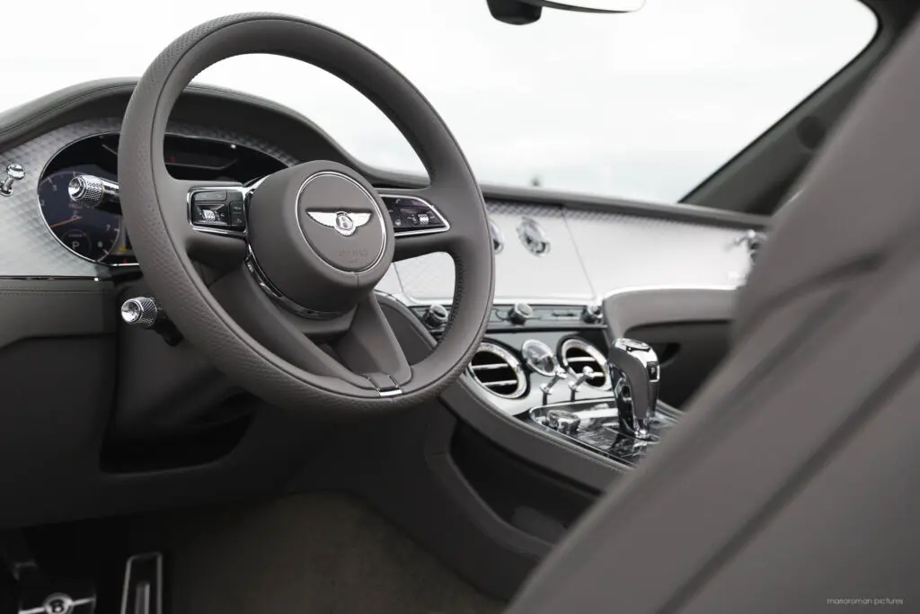 Bentley Continental GTC Azure - Apple Green | MarioRoman Pictures / Fanaticar Magazin