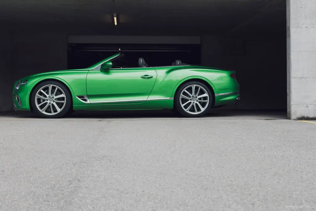 Bentley Continental GTC Azure | MarioRoman Pictures / Fanaticar Magazin