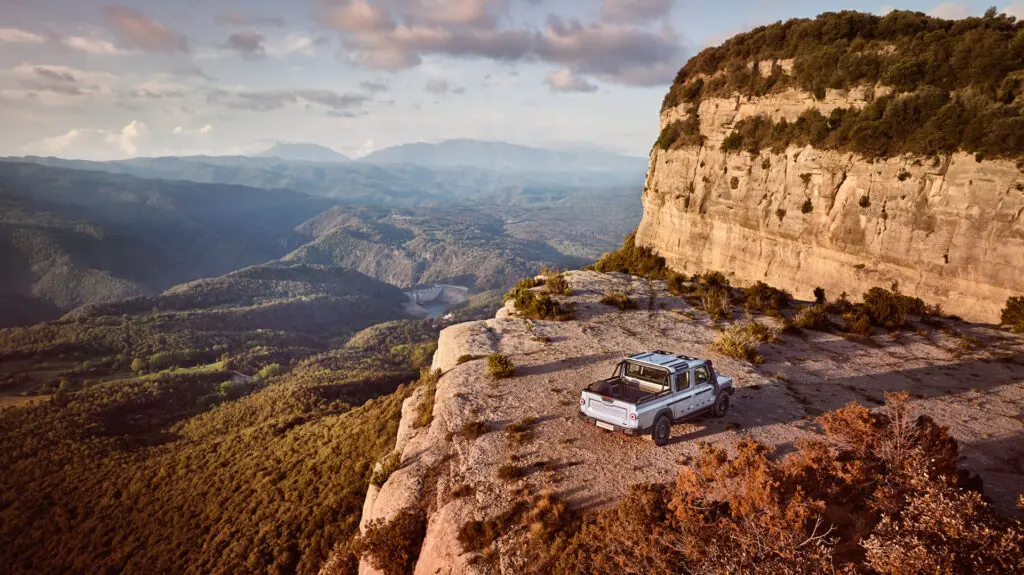 New Ineos Grenadier Quartermaster Pick-up | Fanaticar Magazin
