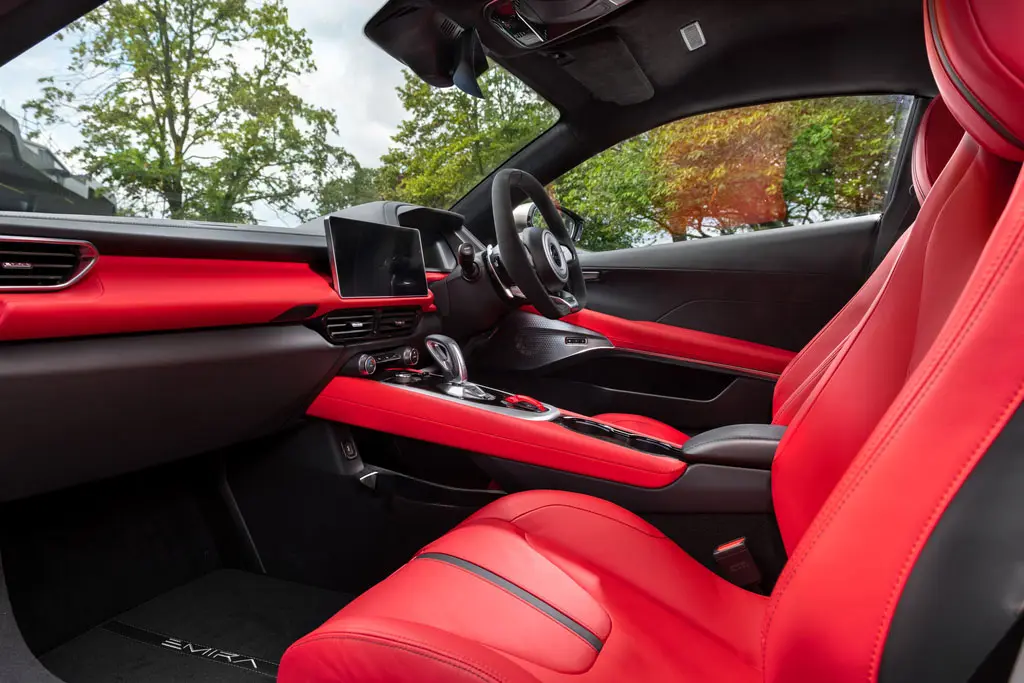 Lotus Emira Four-Cylinder | Fanaticar Magazin