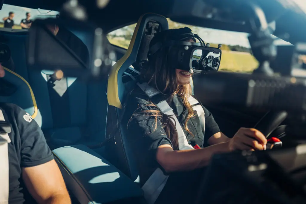 BMW M Driving Experience Mixed Reality | Fanaticar Magazin