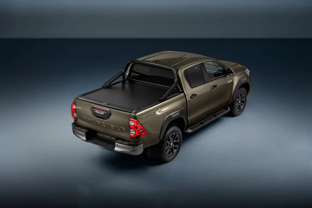 Toyota Hilux Hybrid 48V | Fanaticar Magazin