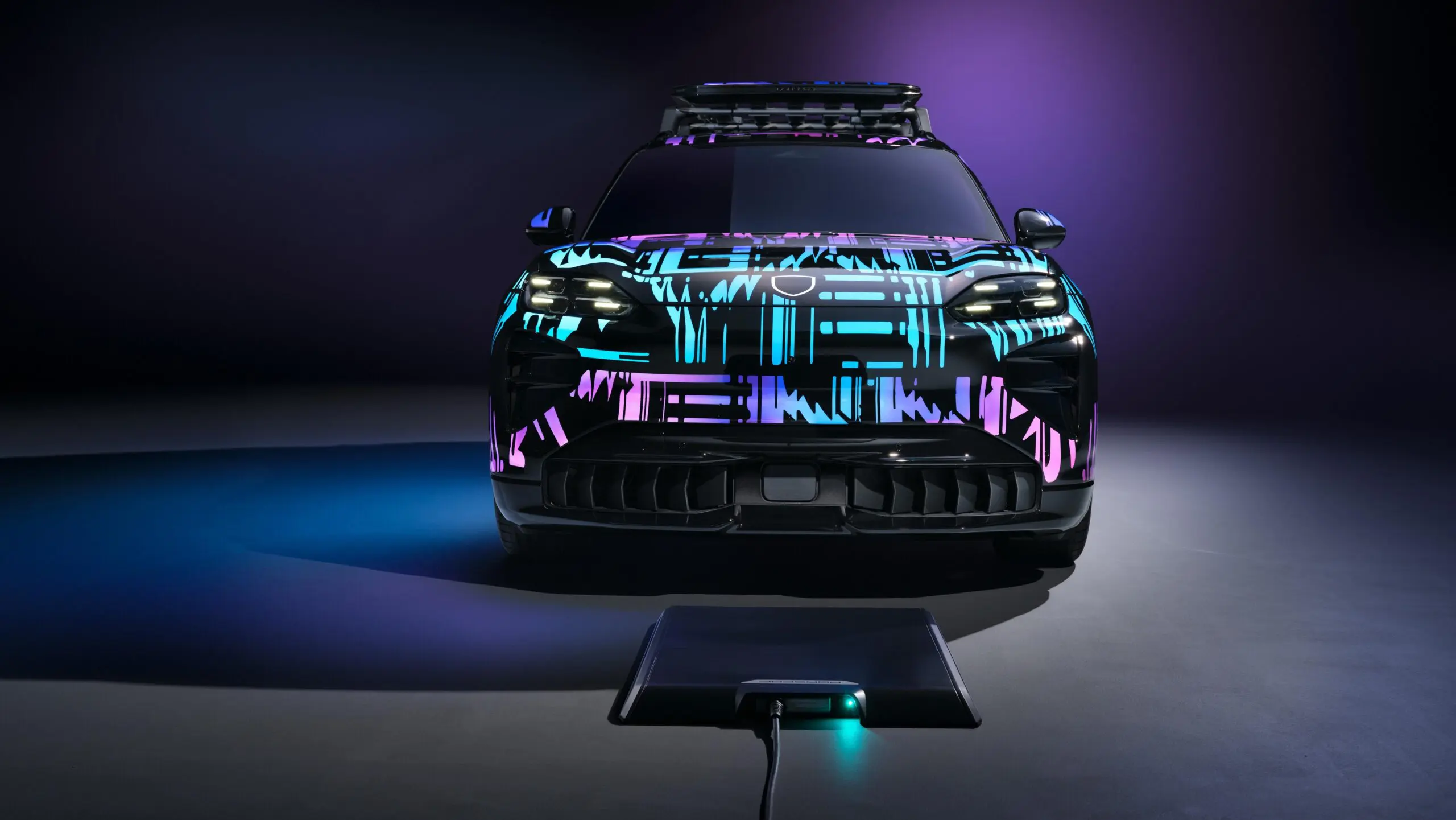 2026 Porsche Cayenne Electric - induktives Laden