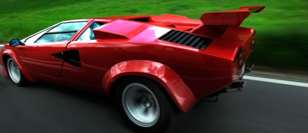 Lamborghini Countach by Radical Classics - Fanaticar 