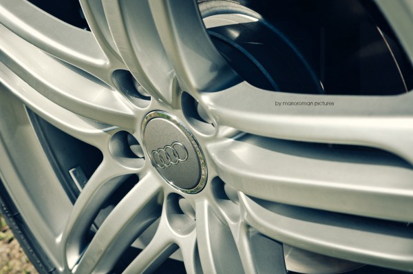 2011 Audi Q3 by marioroman pictures - Fanaticar 