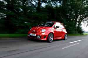 Abarth 695 tributo Ferrari by marioroman pictures