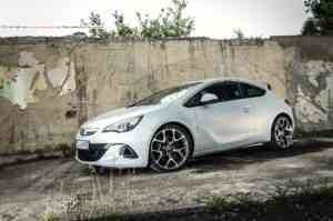 2012 Opel Astra OPC by marioroman pictures - Fanaticar