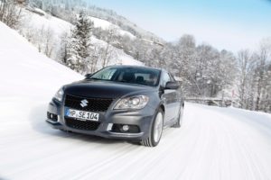 Suzuki Kizashi 4x4 - Fanaticar Magazin