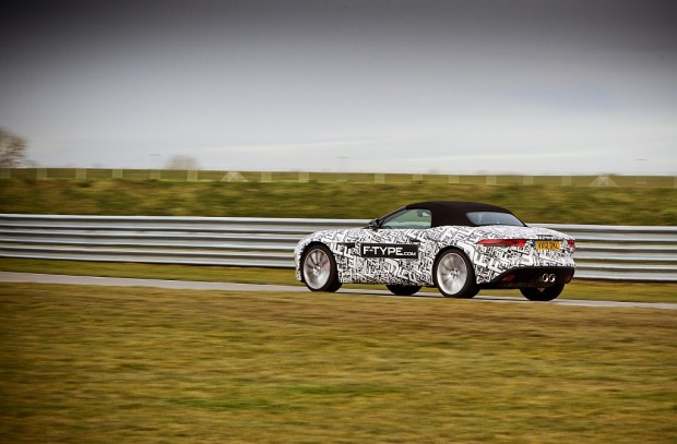 Jaguar F-Type meets Christian Danner - Fanaticar Magazin