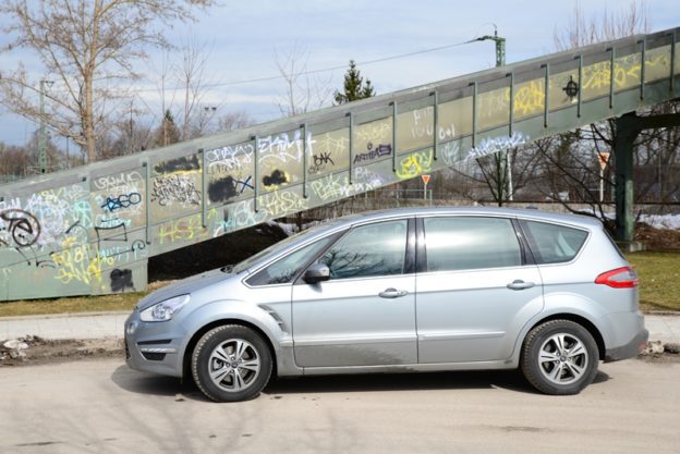 Ford S-MAX 1,6 l EcoBoost Titanium - Fanaticar Magazin