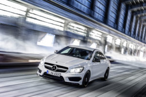 2013 Mercedes-Benz CLA 45 AMG - Fanaticar Magazin
