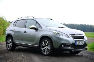 Peugeot 2008 Allure 120 VTi | Fanaticar Magazin