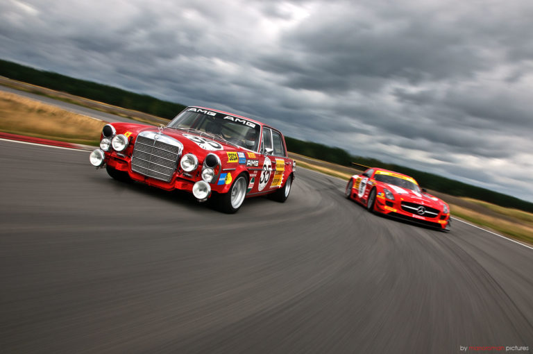 Mercedes-Benz 300 SEL 6.8 AMG & SLS AMG GT3 - Fanaticar