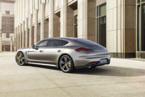 2014 Porsche Panamera Turbo S - Fanaticar