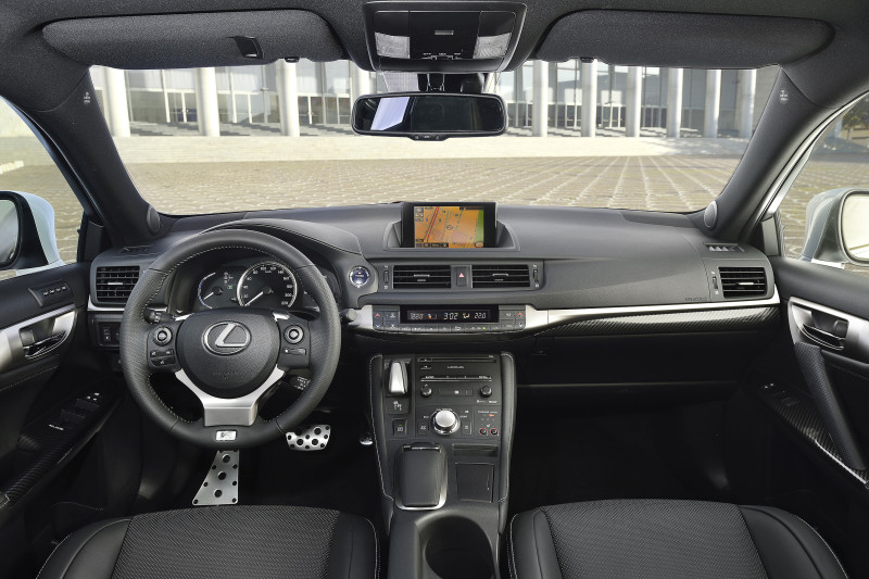 2014 Lexus CT 200h - Fanaticar Magazin