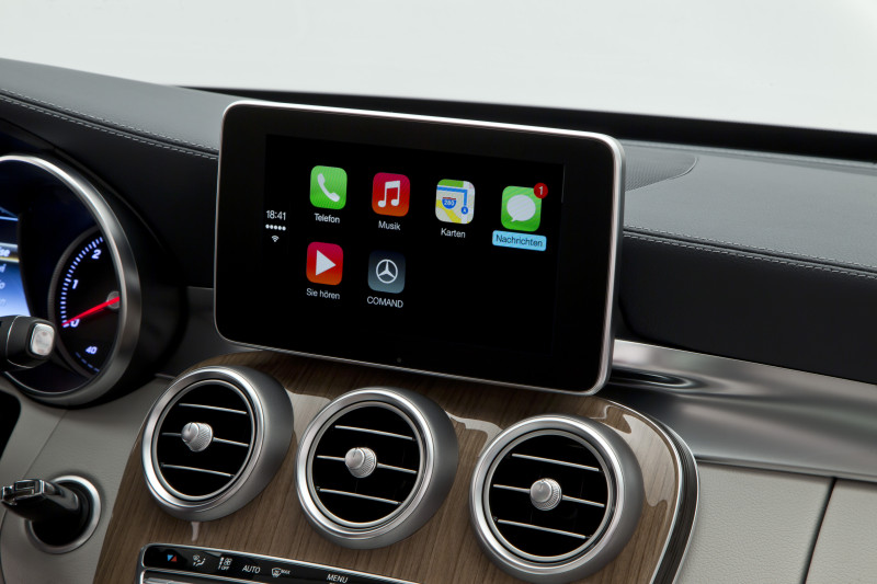 Mercedes-Benz - Apple "CarPlay" - Fanaticar Magazin