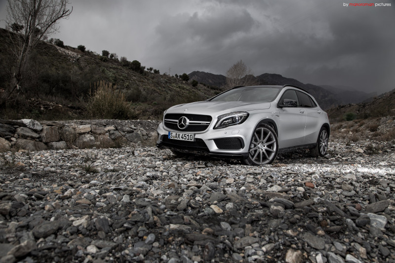 2014 Mercedes-Benz GLA 45 AMG - Fanaticar Magazin