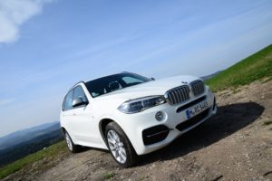 BMW X5 5.0d M - Fanaticar Magazin