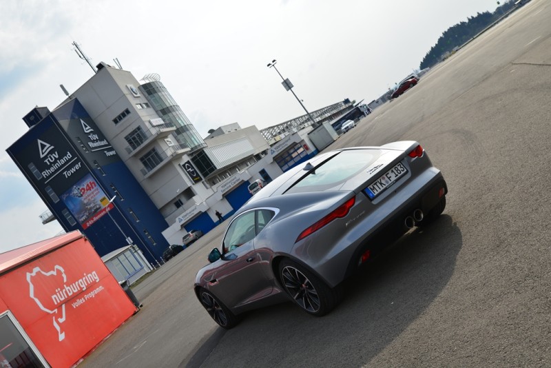 2014 Jaguar F-Type Coupé - Fanaticar Magazin
