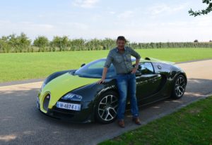 Bugatti Veyron 16.4 Grand Sport Vitesse - Fanaticar Magazin