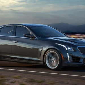 2016-Cadillac-CTS-V-Sedan-009