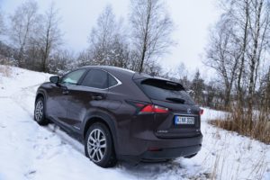 2015 Lexus NX 300h E-Four - Fanaticar Magazin