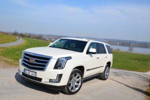 2015 Cadillac Escalade - Fanaticar Magazin
