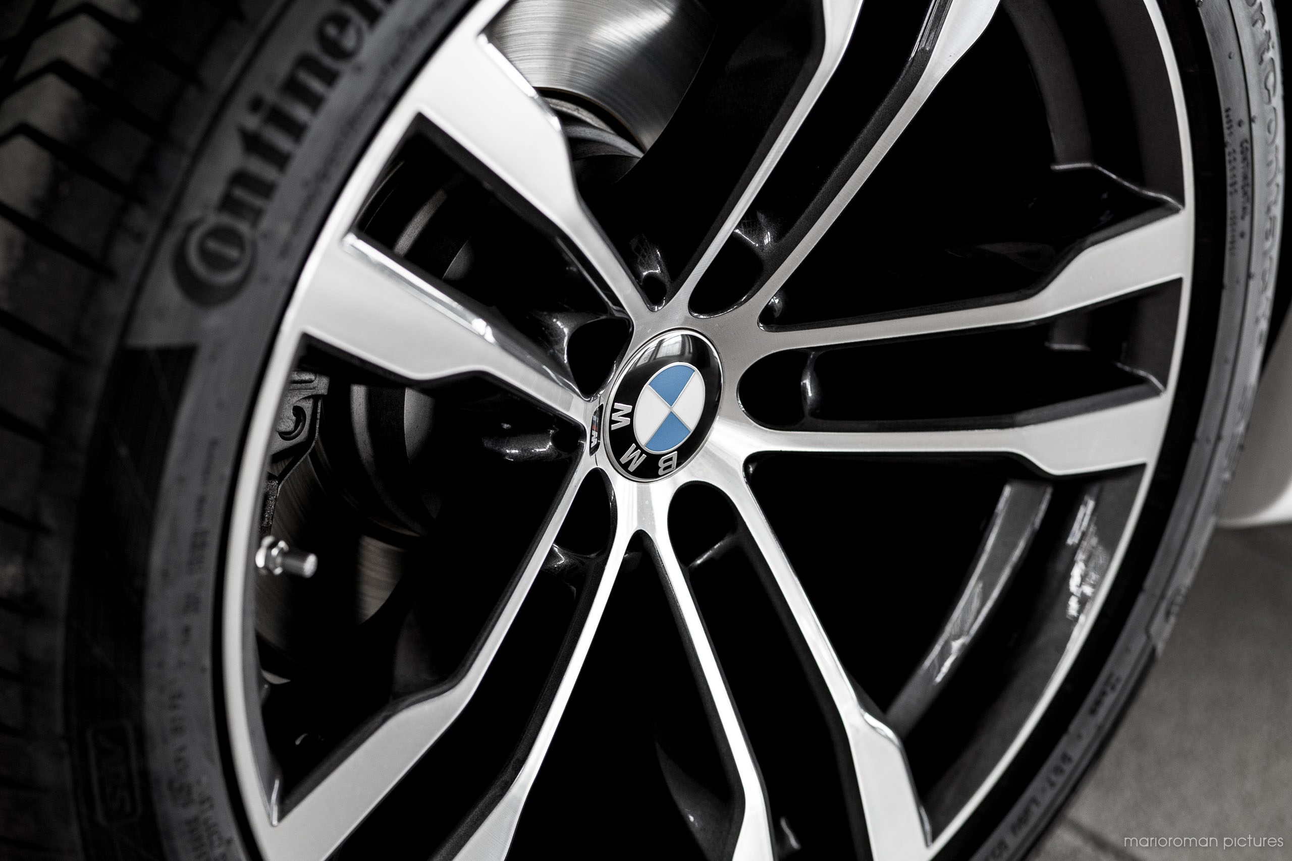 2015 BMW X6 M50d xDrive | Fanaticar Magazin / MarioRoman Pictures