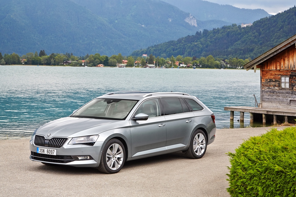 2015 Skoda Suberb Combi | Fanaticar Magazin