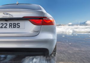 2017 Jaguar XF 20D AWD | Fanaticar Magazin
