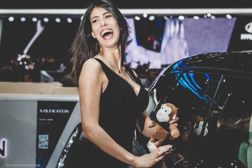 Girls of Geneva Autosalon 2018 by marioroman pictures