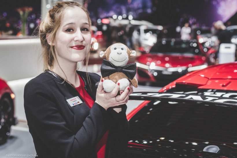 Girls of Geneva Autosalon 2018 by marioroman pictures