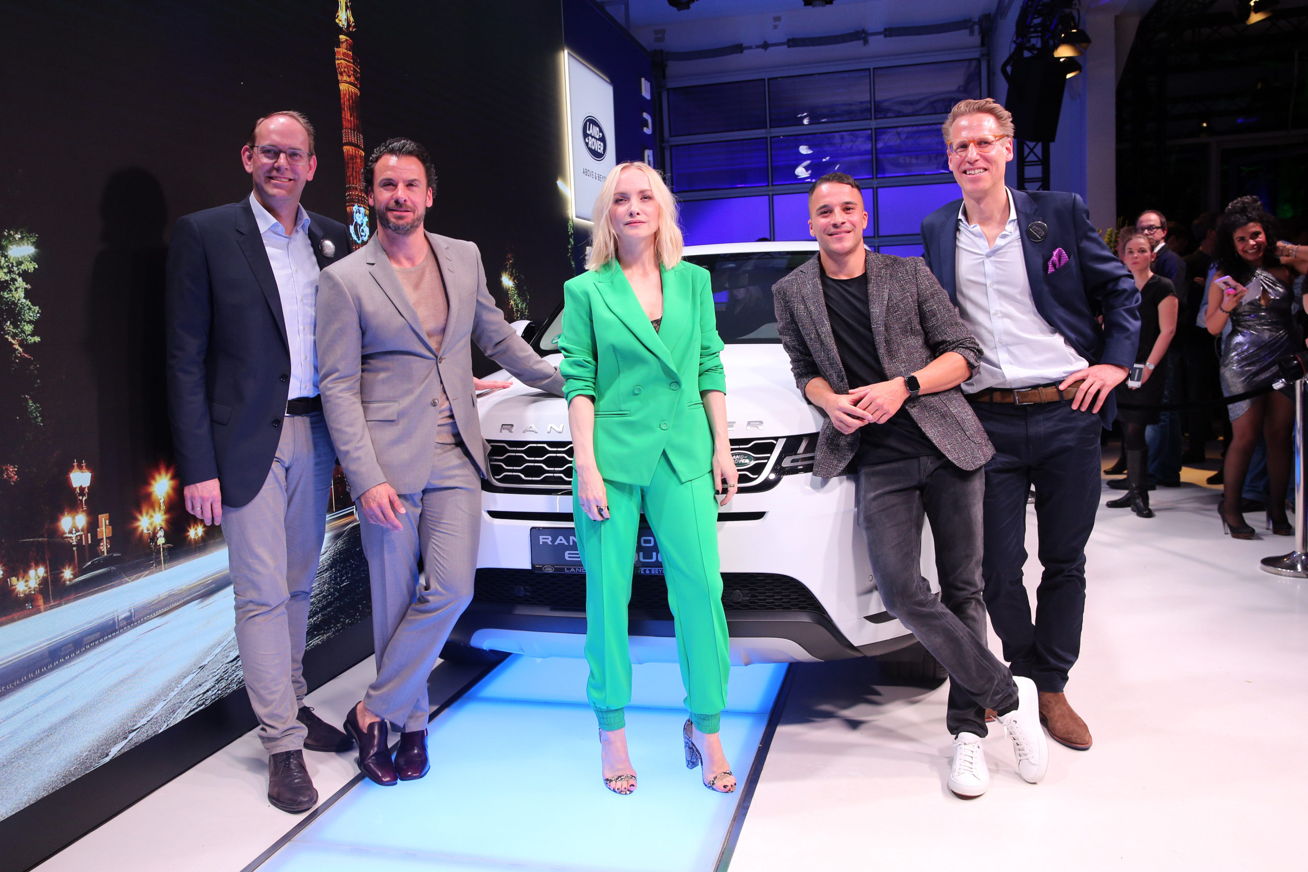 BERLIN, GERMANY - MARCH 28: Jan-Kas van der Stelt, Managing Director Jaguar Land Rover, Stephan Luca, Janin Ullmann, Kostja Ullmann, Christian Loeer, Marketing Director Jaguar Land Rover during the presentation of the new Range Rover Evoque at Berlin Bridge Studios on March 28, 2019 in Berlin, Germany. (Photo by Gisela Schober/Getty Images for Jaguar Land Rover)