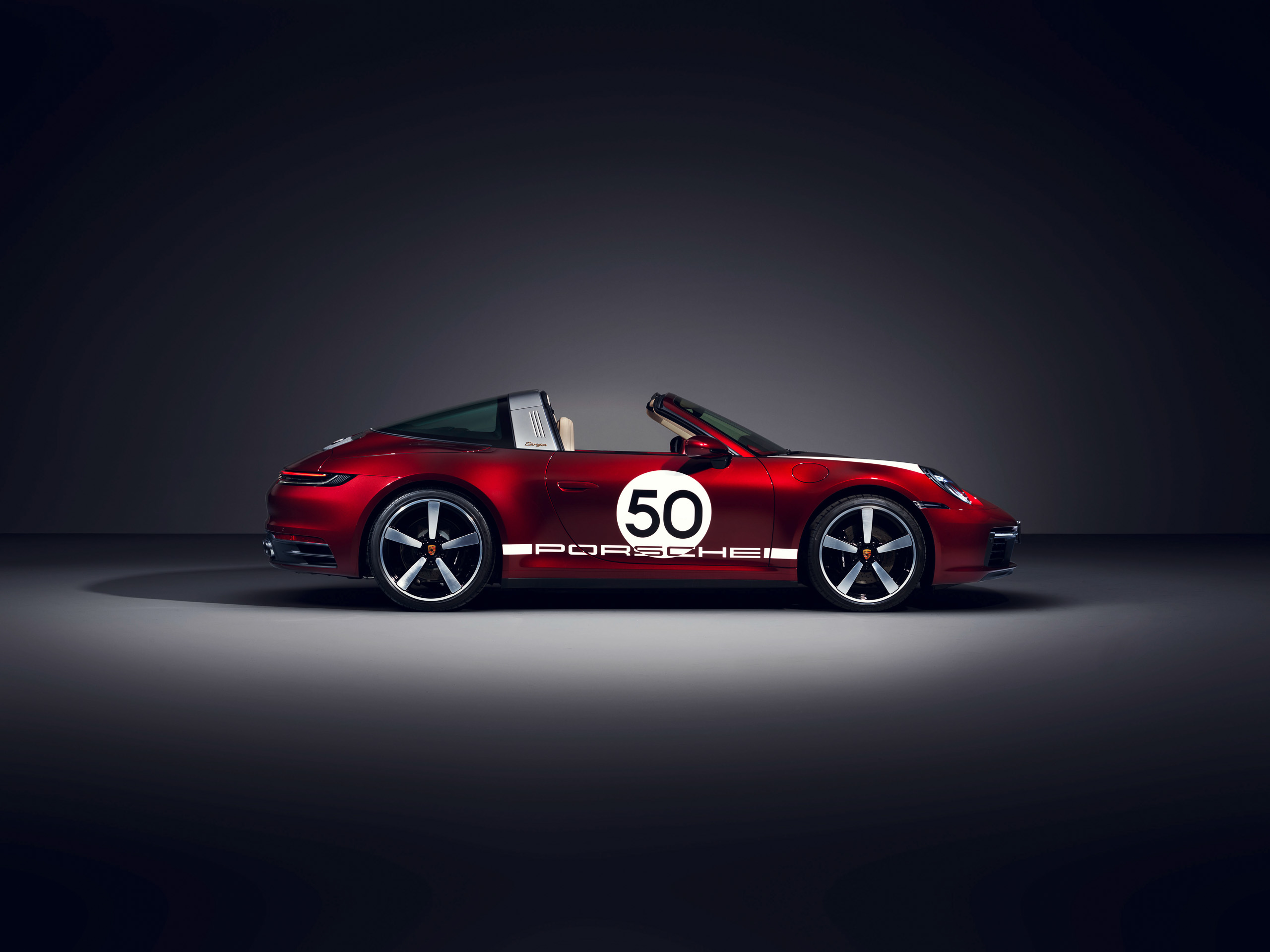 2020 Porsche 911 Targa 4S Heritage Design Edition | Fanaticar Magazin