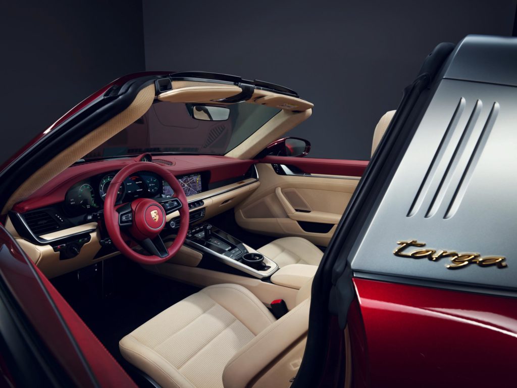 2020 Porsche 911 Targa 4S Heritage Design Edition | Fanaticar Magazin
