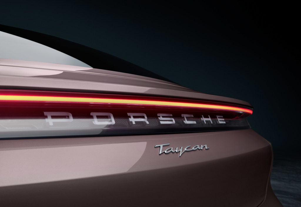 2021 Porsche Taycan | Fanaticar Magazin