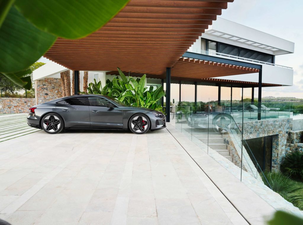 2021 Audi e-tron GT RS | Fanaticar Magazin