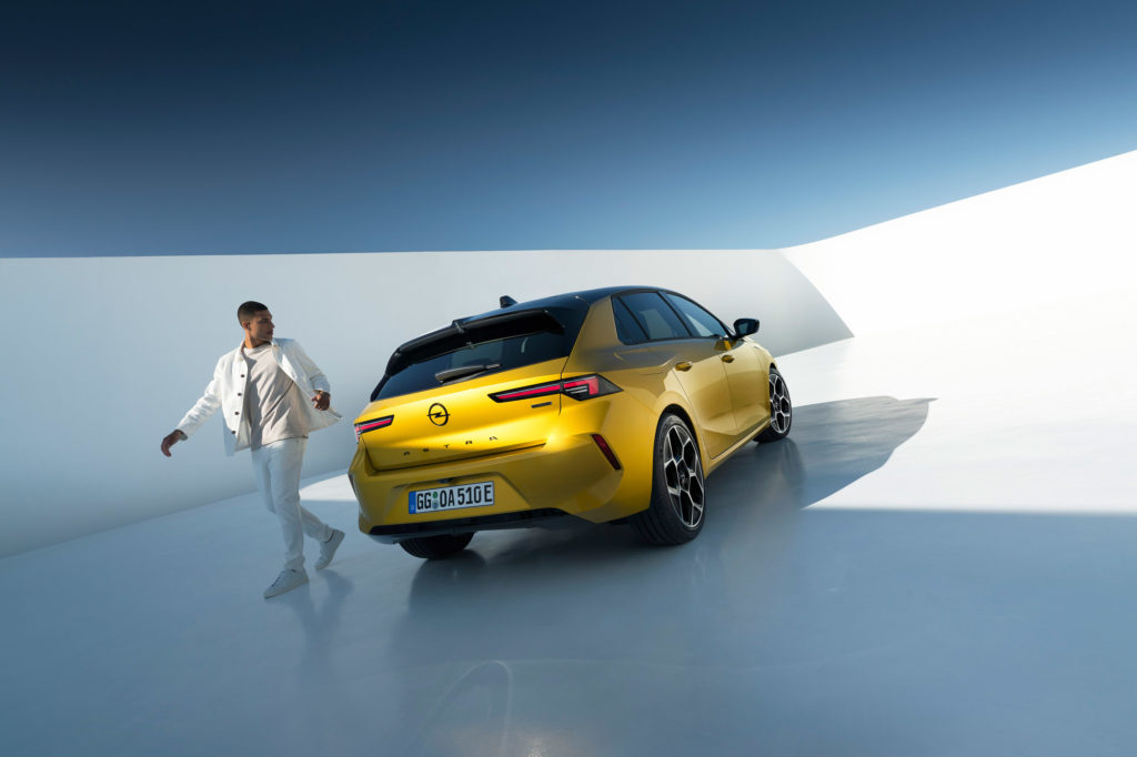 2022 Opel Astra PHEV | Fanaticar Magazin