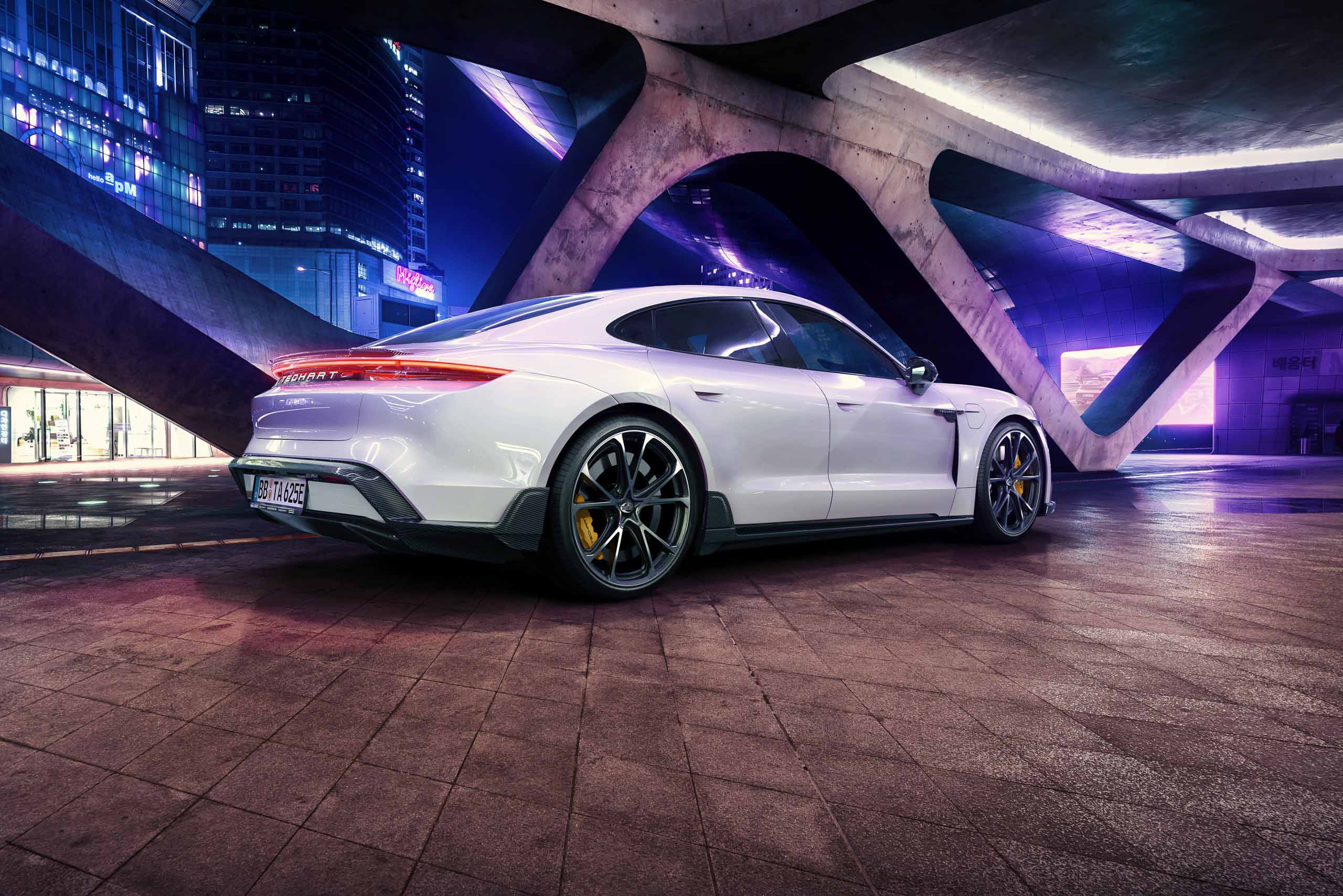 2021 Porsche Taycan - Techart Stylingpaket | Fanaticar Magazin