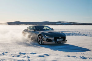 2022 Jaguar Land Rover Ice Academy | Fanaticar Magazin