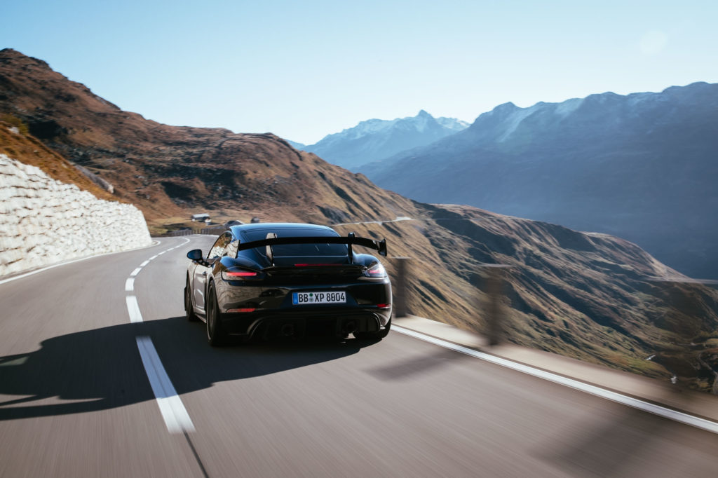 2022 Porsche 718 Cayman GT4 RS - Nordschleife | Fanaticar Magazin