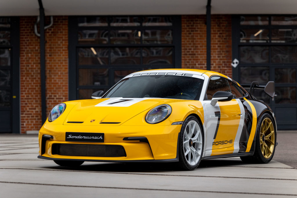 2021 Porsche 911 GT3 Barilla | Fanaticar Magazin