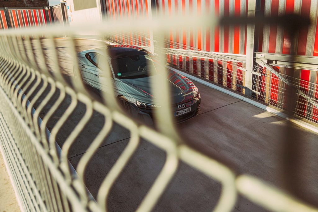 2021 Audi e-tron GT | MarioRoman Pictures / Fanaticar Magazin