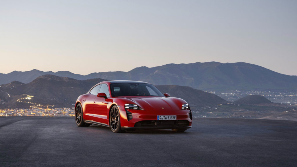 2022 Porsche Taycan GTS / Sport Turismo | Fanaticar Magazin